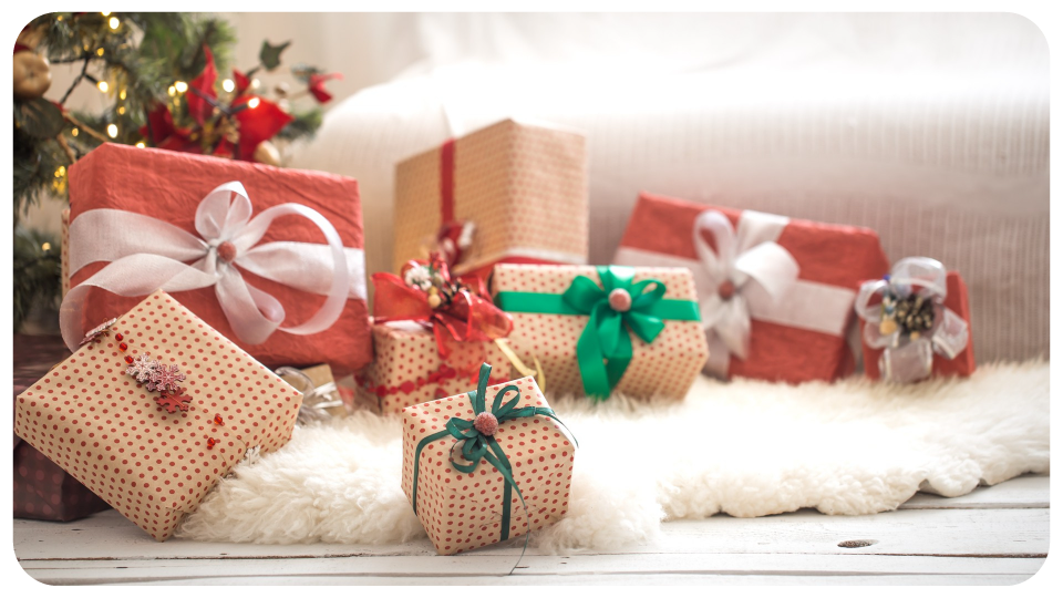 แต่งบ้านคริสต์มาส ด้วยกล่องของขวัญลวดลายน่ารัก