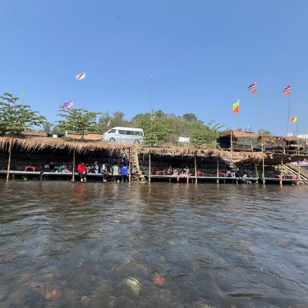 ซุ้มแพเปียกเชียงราย เขื่อนแม่สรวย